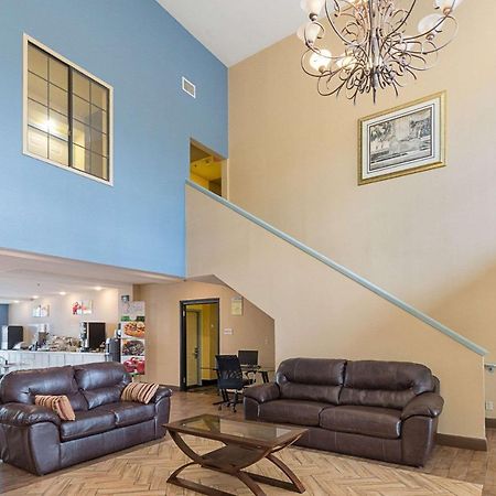 Quality Suites Темпъл Екстериор снимка