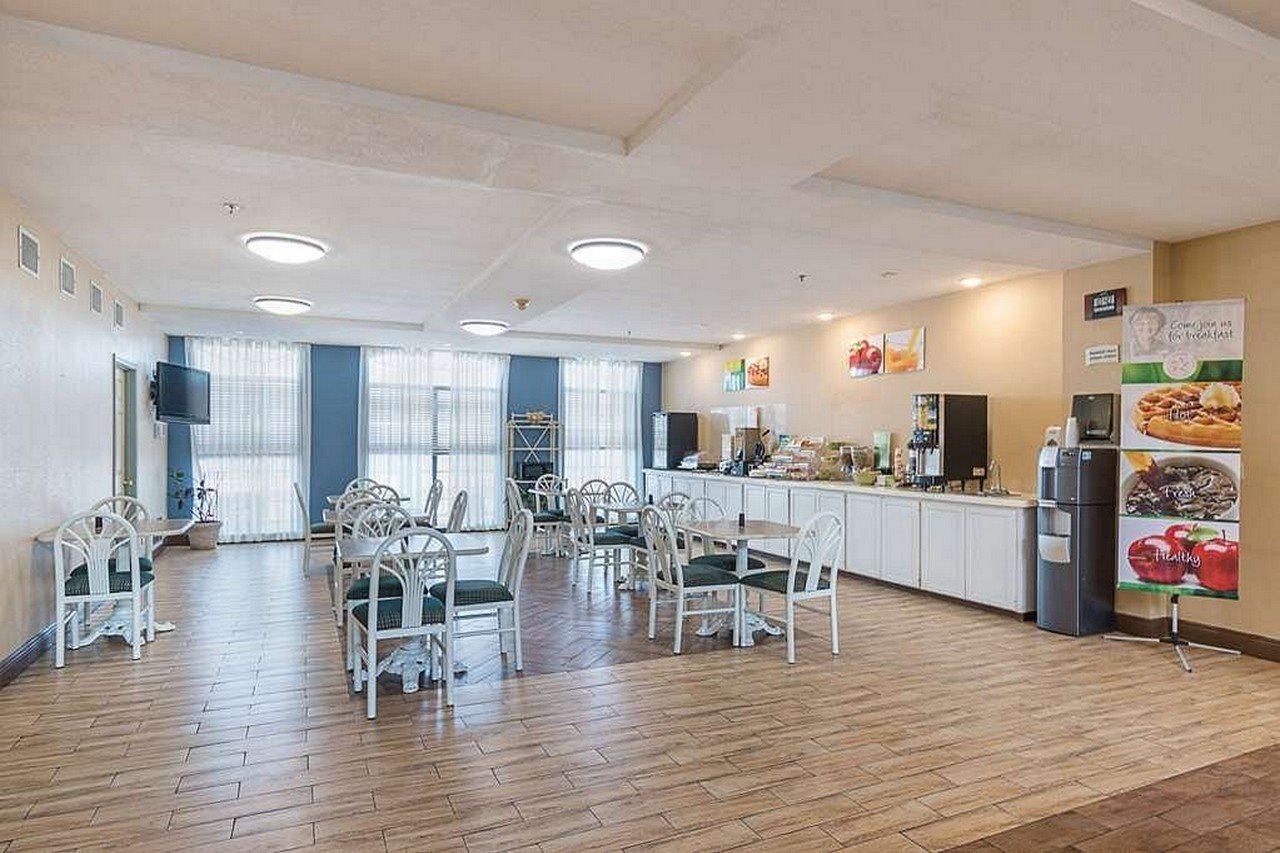 Quality Suites Темпъл Екстериор снимка