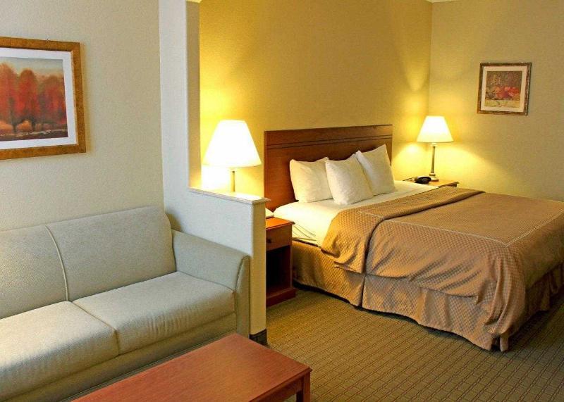 Quality Suites Темпъл Екстериор снимка