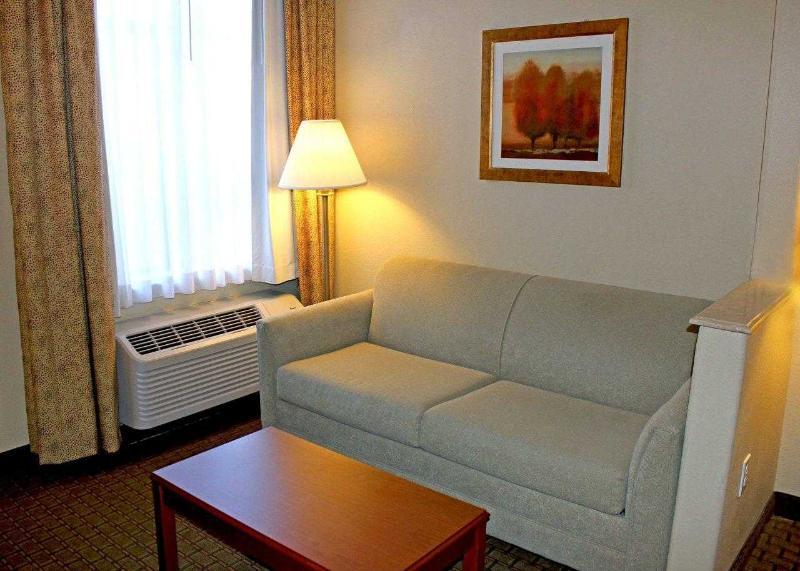 Quality Suites Темпъл Екстериор снимка