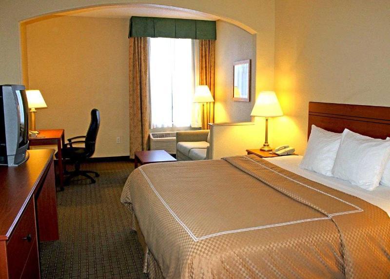 Quality Suites Темпъл Екстериор снимка