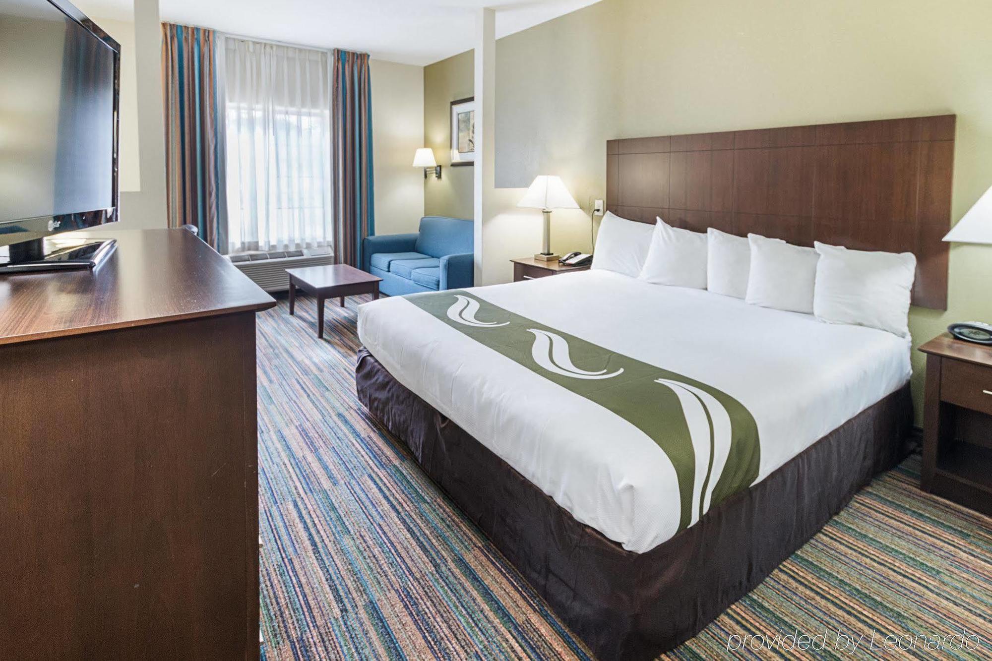 Quality Suites Темпъл Екстериор снимка