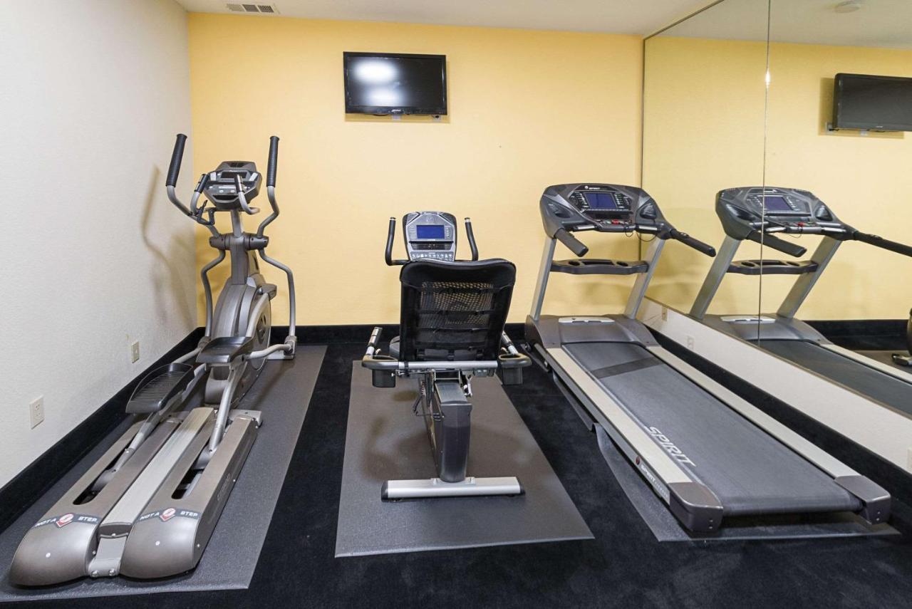 Quality Suites Темпъл Екстериор снимка